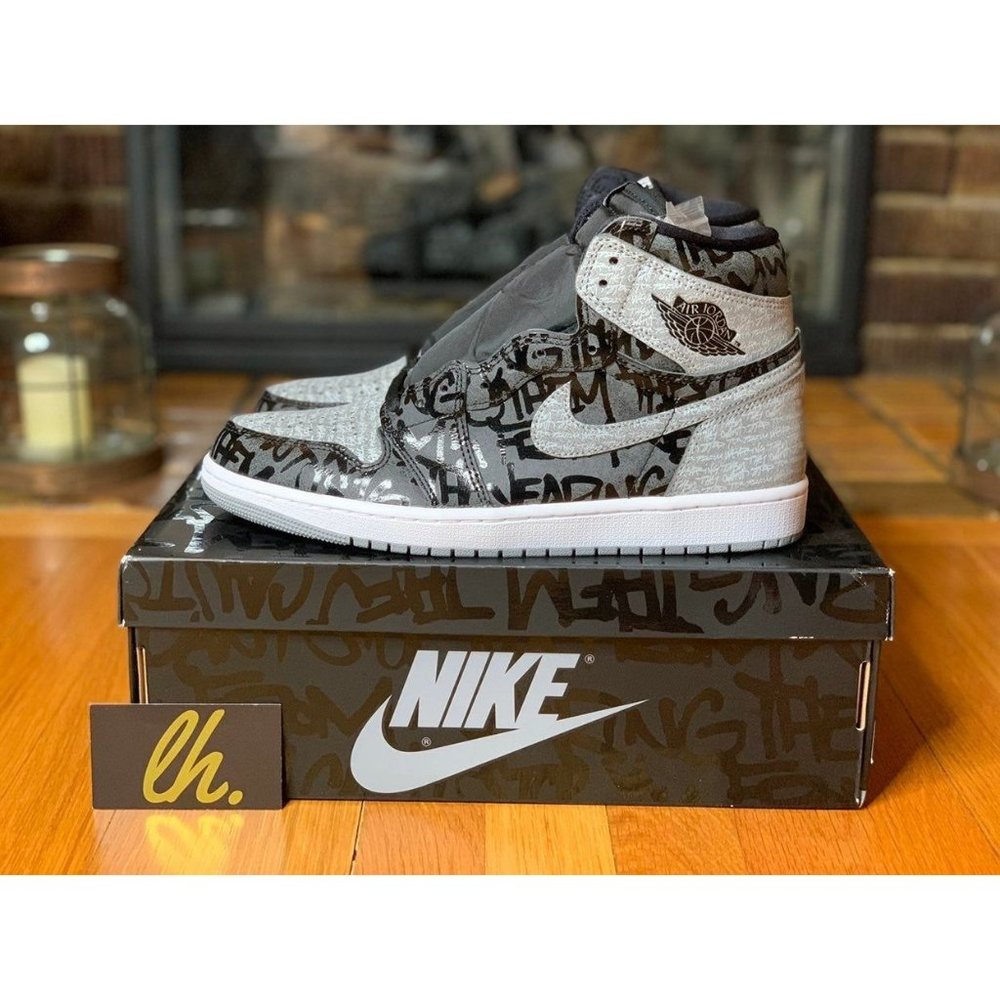 Sz 10 Air Jordan 1 Retro High "Rebellionaire"